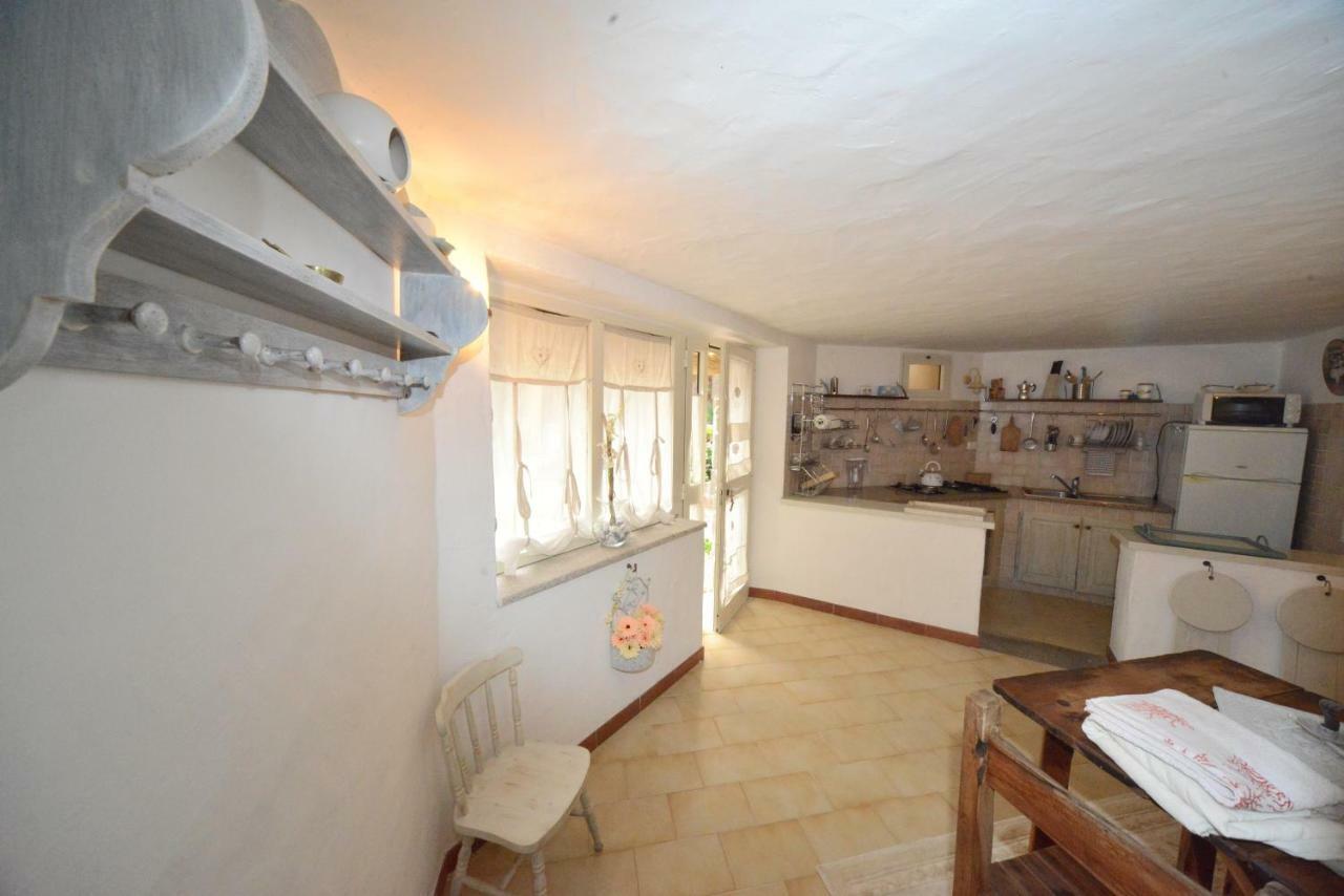 La Casa Del Noce Apartment Olbia
